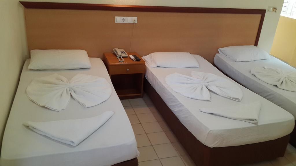 Caner Hotel 케메르 객실 사진